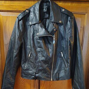 Forever 21 Biker Jacket Womens Medium Black Faux Leather Asymmetric Zip Pockets